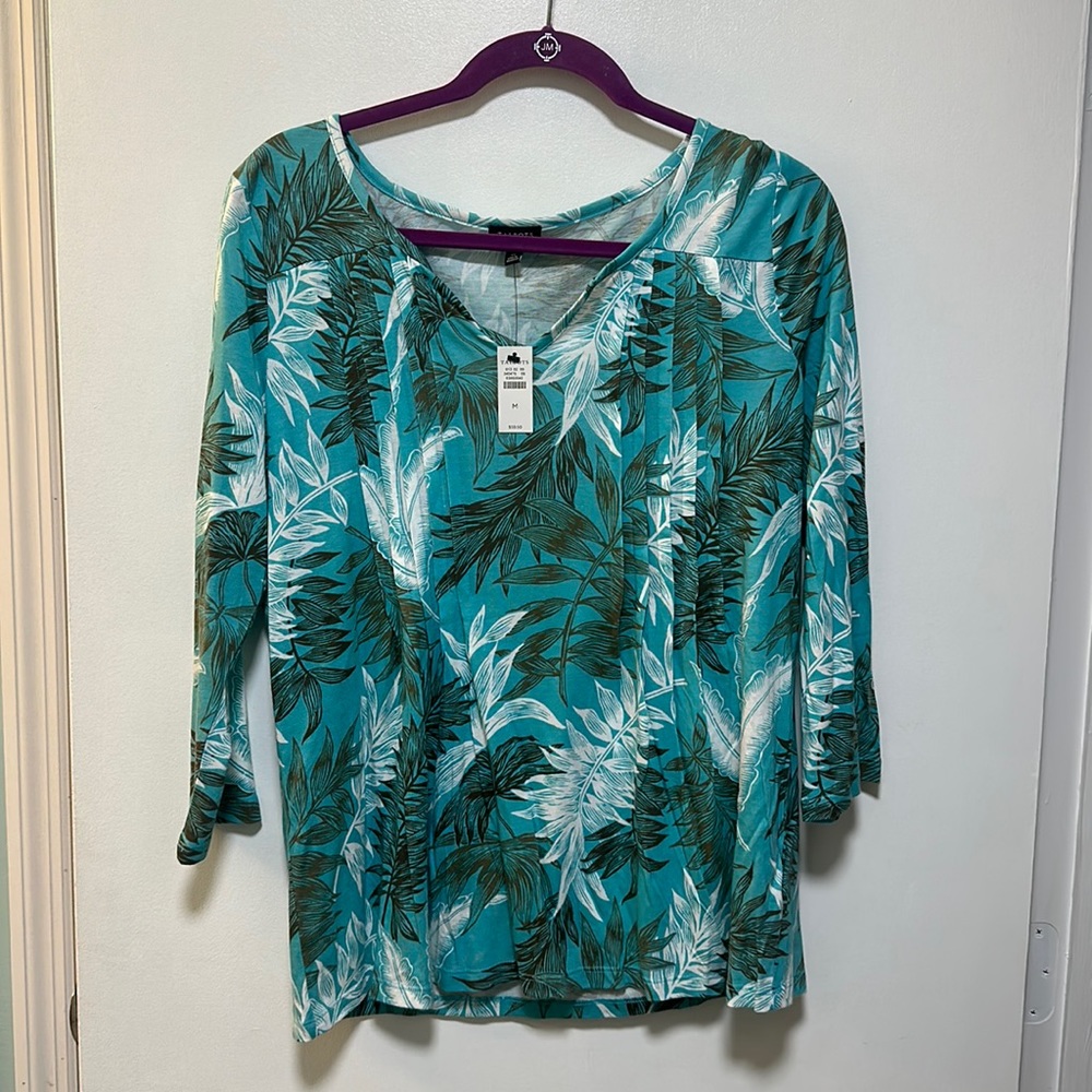 Women’s Talbots 3/4 sleeve top size M